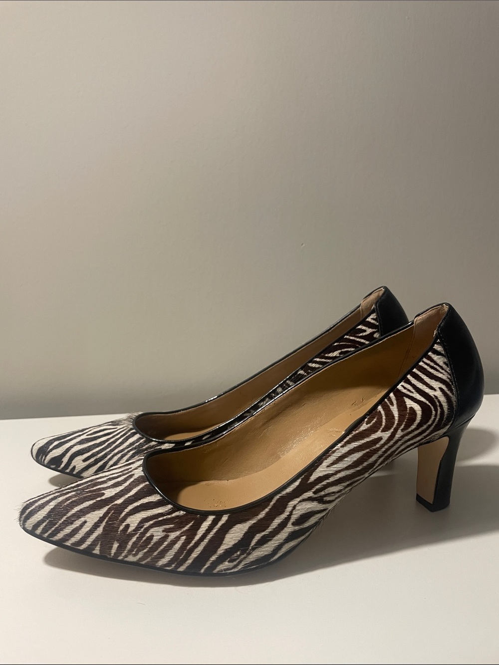 Ann Taylor Zebra Print Calf Hair Pumps (7.5)